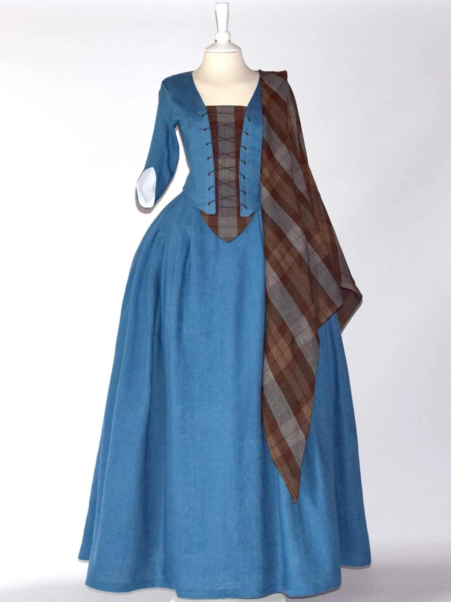 Historical Costume in Steel Blue Linen & Outlander Tartan Shawl - Atelier Serraspina