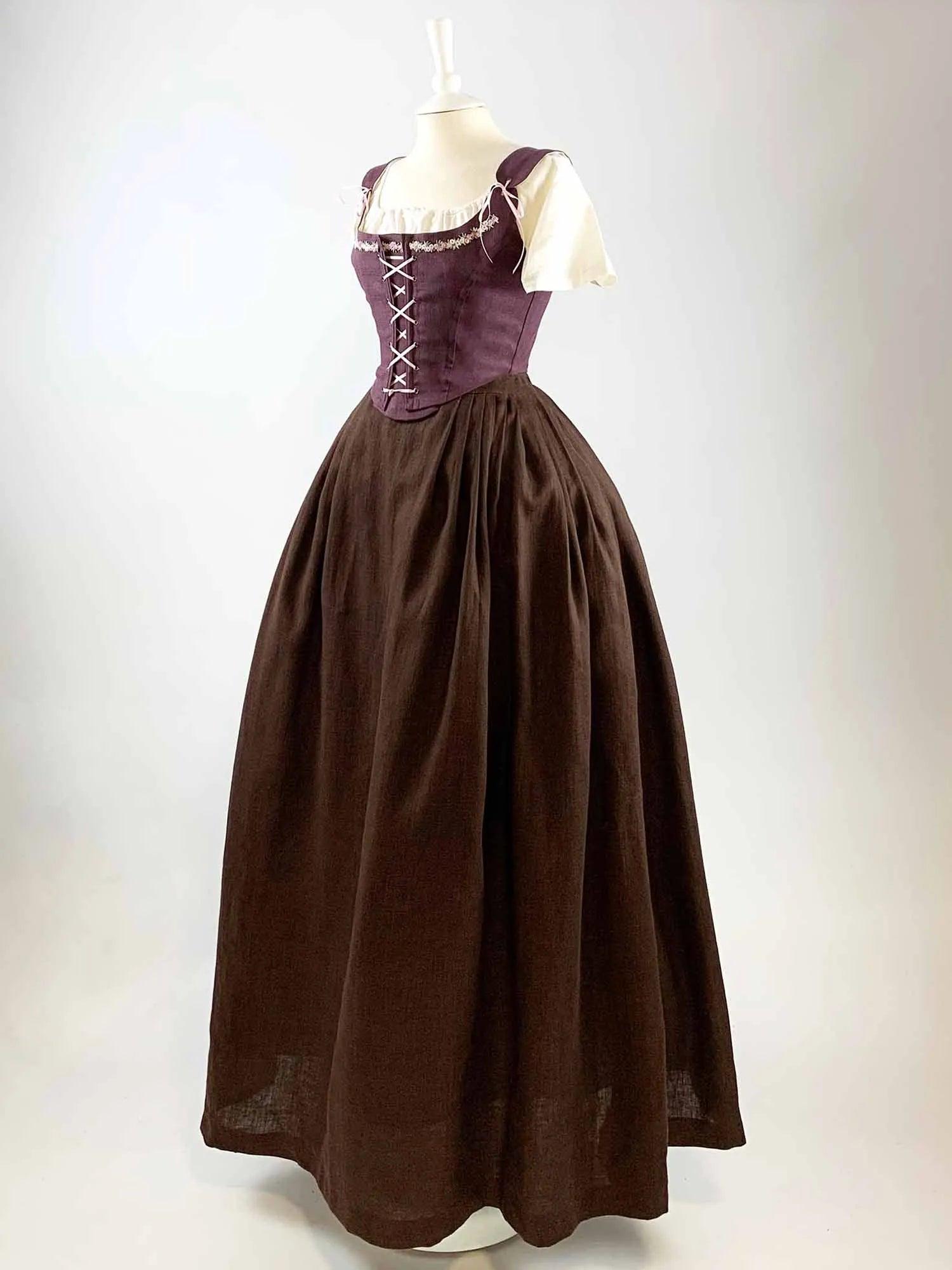 ISOLDE, Renaissance Costume in Purple & Chocolate Linen - Atelier Serraspina - Costume Renaissance en Lin Violet et Chocolat