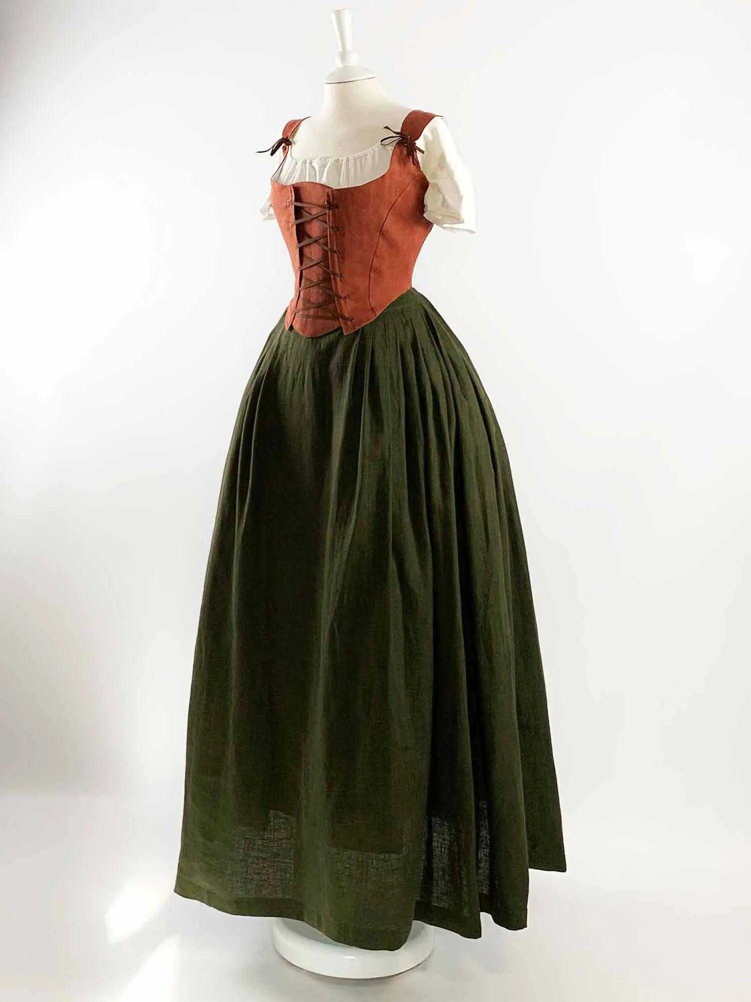 ISOLDE, Renaissance Costume in Rust Orange & Moss Green Linen – Atelier  Serraspina
