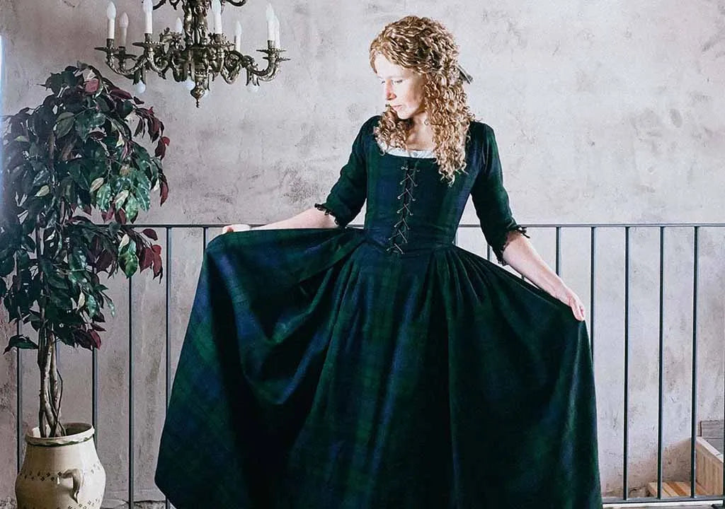 Embrace Scottish Tradition in This Stunning 18th Century Black Watch Gown - Atelier Serraspina