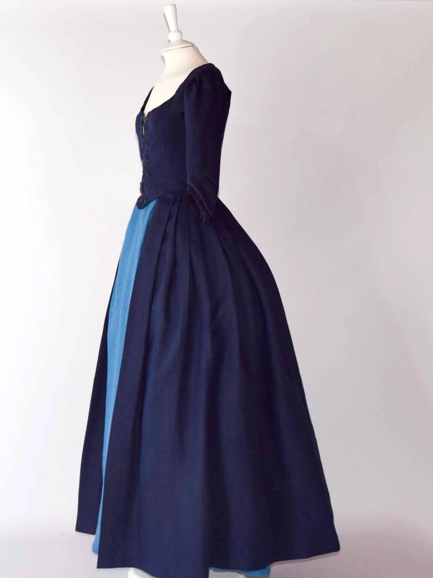 18th Century Overdress In Night Blue Linen &amp; Skirt - Atelier Serraspina