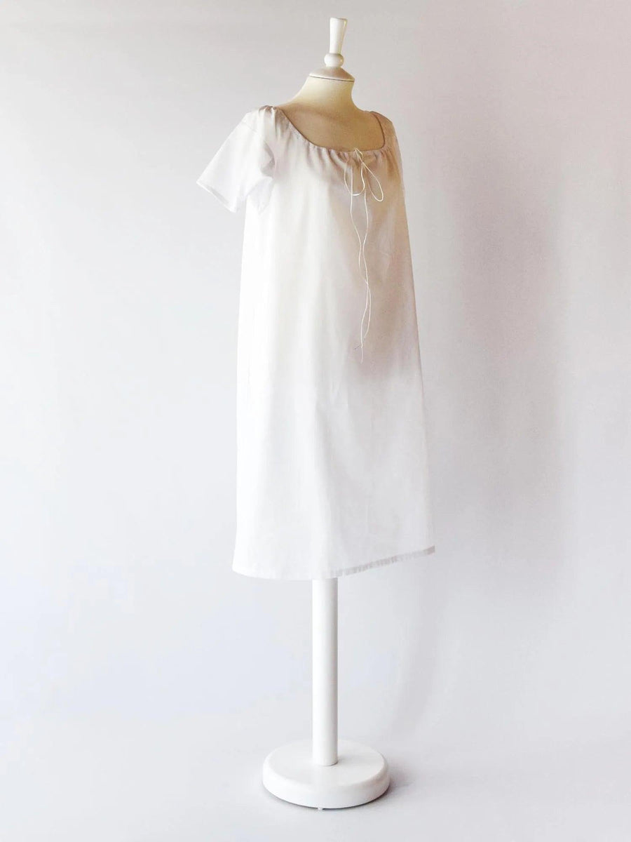 18th Century Chemise - Thin Cotton Historical Shift, Short Sleeves - Historical Undergarments - Atelier Serraspina