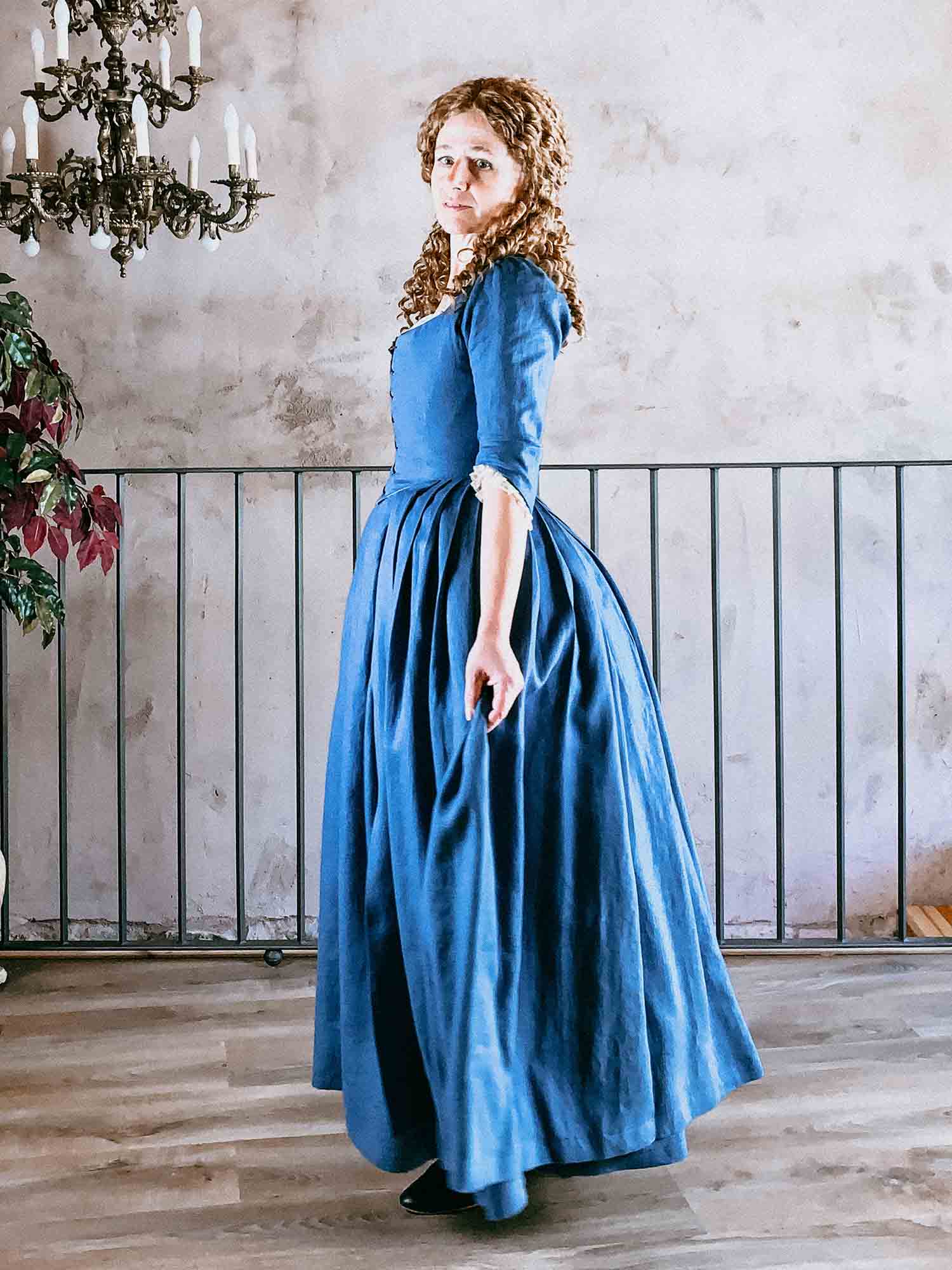 18th Century Overdress in Steel Blue Linen - Atelier Serraspina
