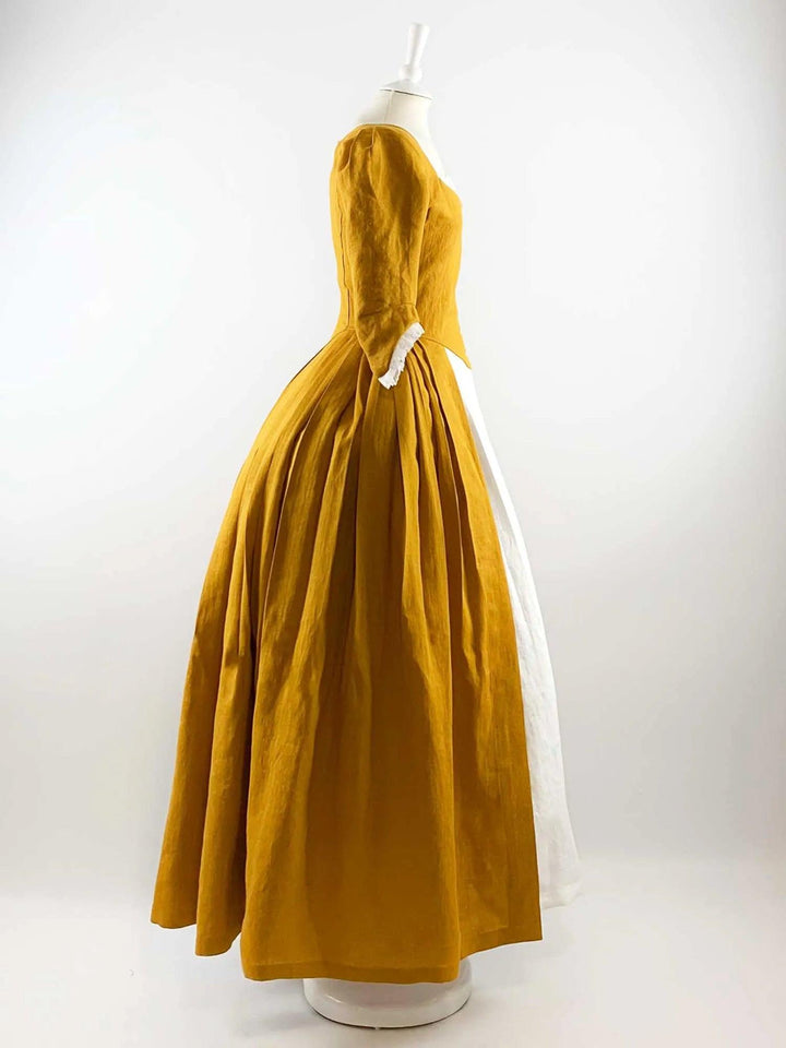 18th-Century Open Robe in Mango Linen - Atelier Serraspina