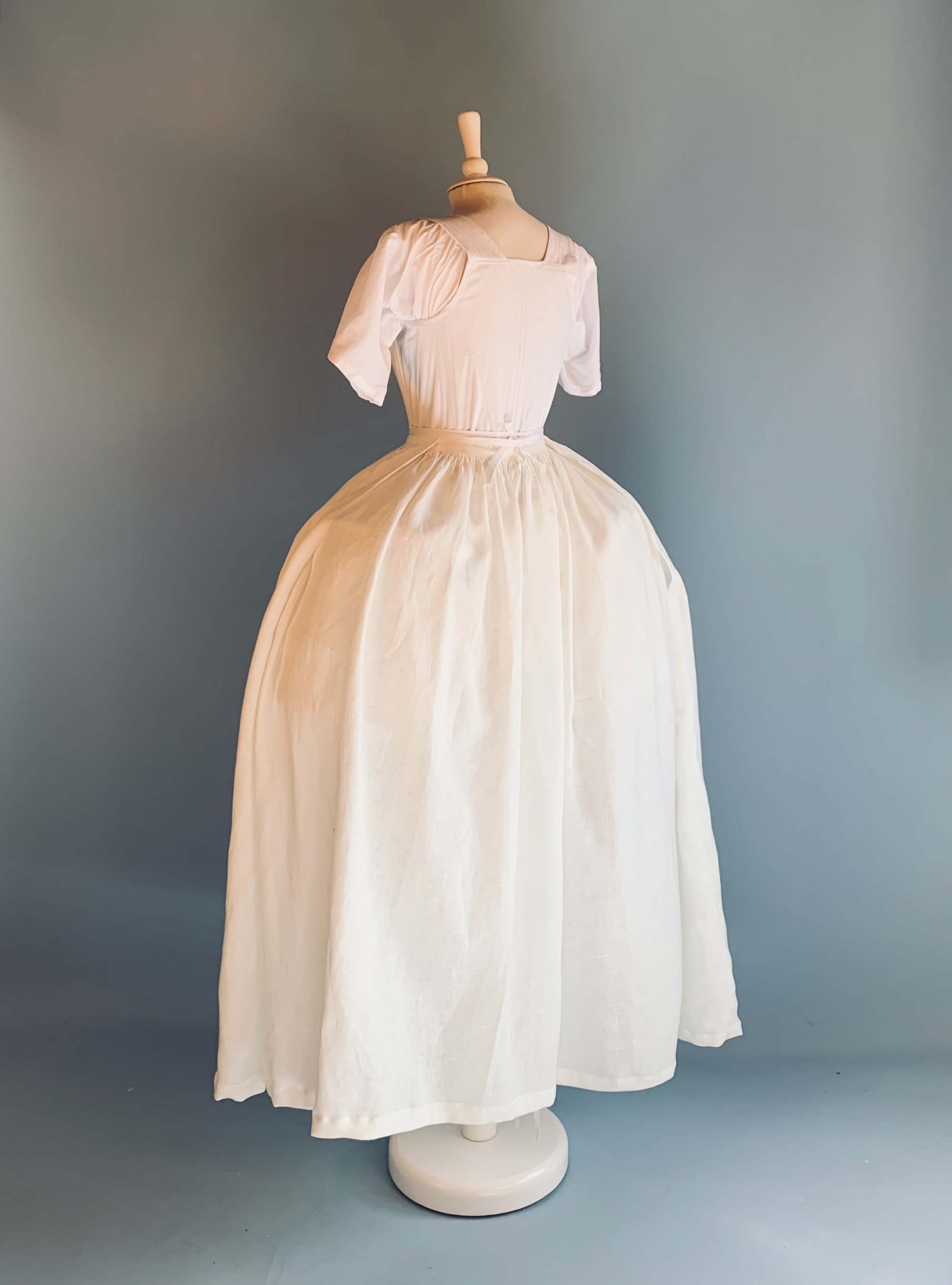 18th-Century Skirt in White Linen - Atelier Serraspina Handcrafted Historical Costumes