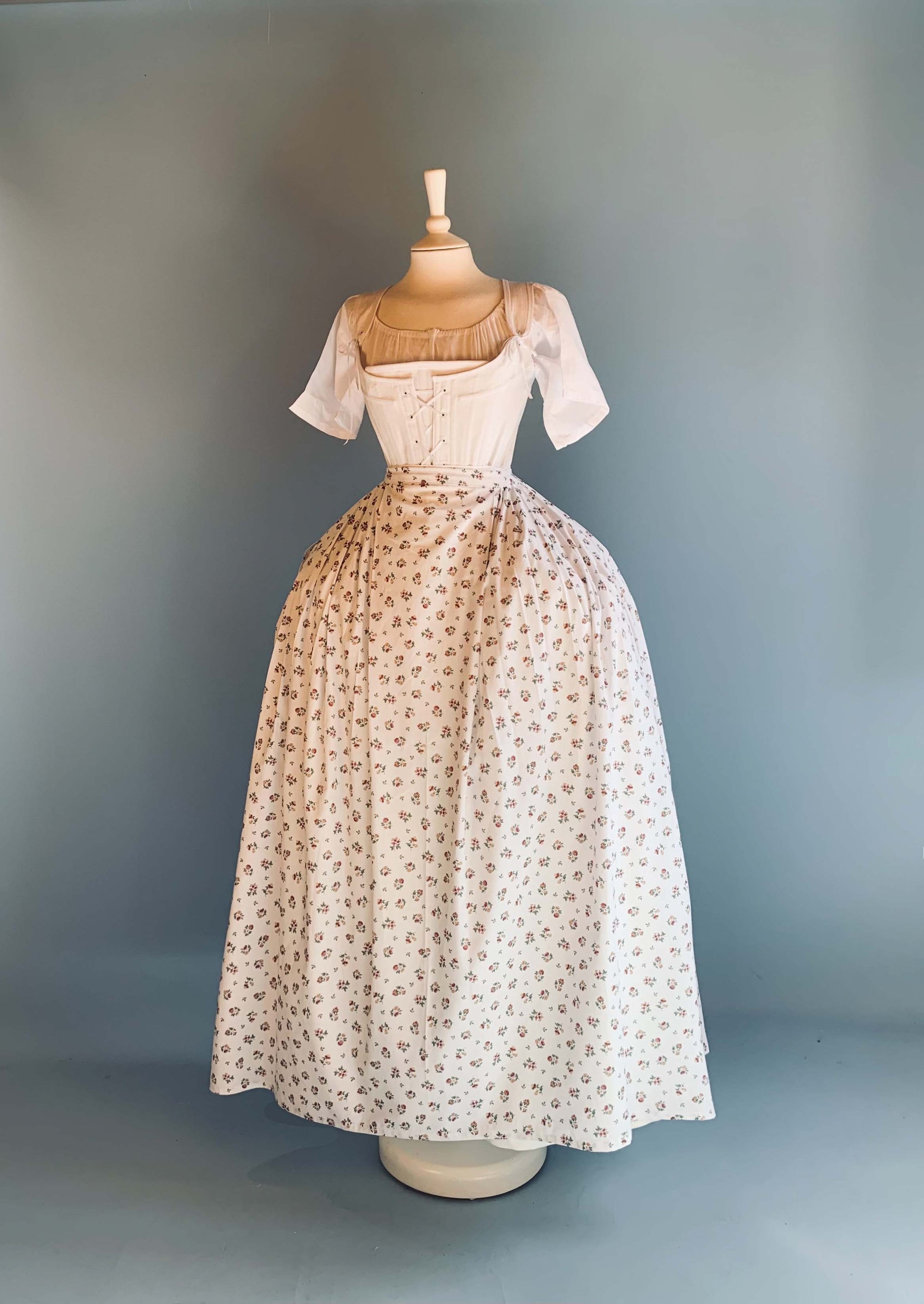 18th-Century Skirt in White Floral Cotton - Atelier Serraspina Handcrafted Historical Costumes
