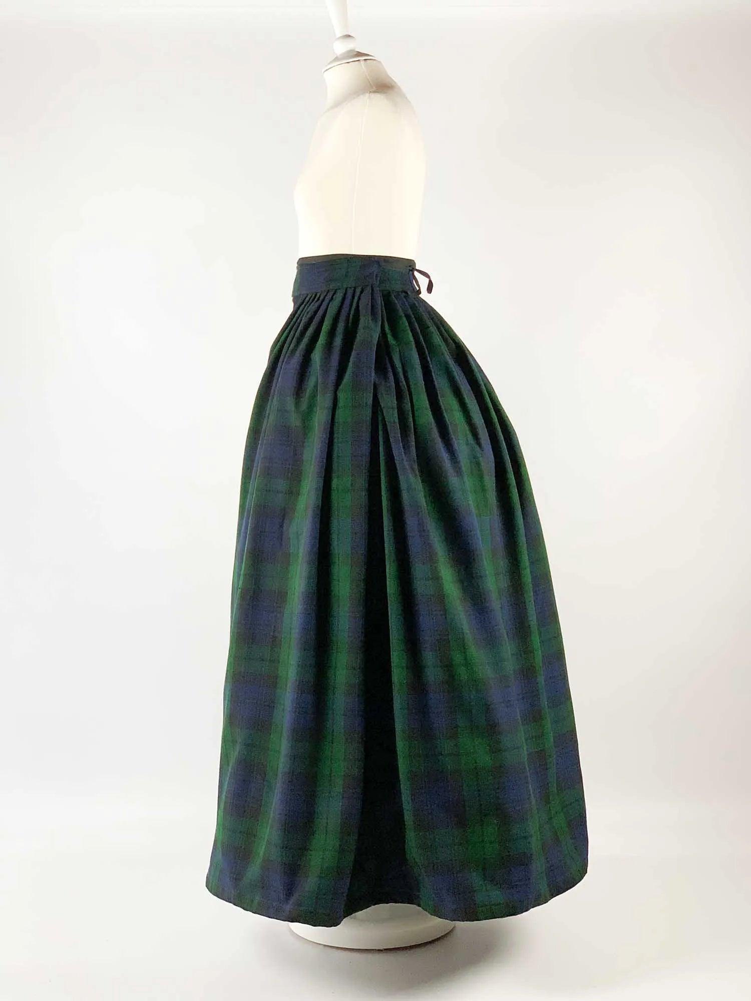 Plaid Skirt in Black Watch Tartan - Atelier Serraspina