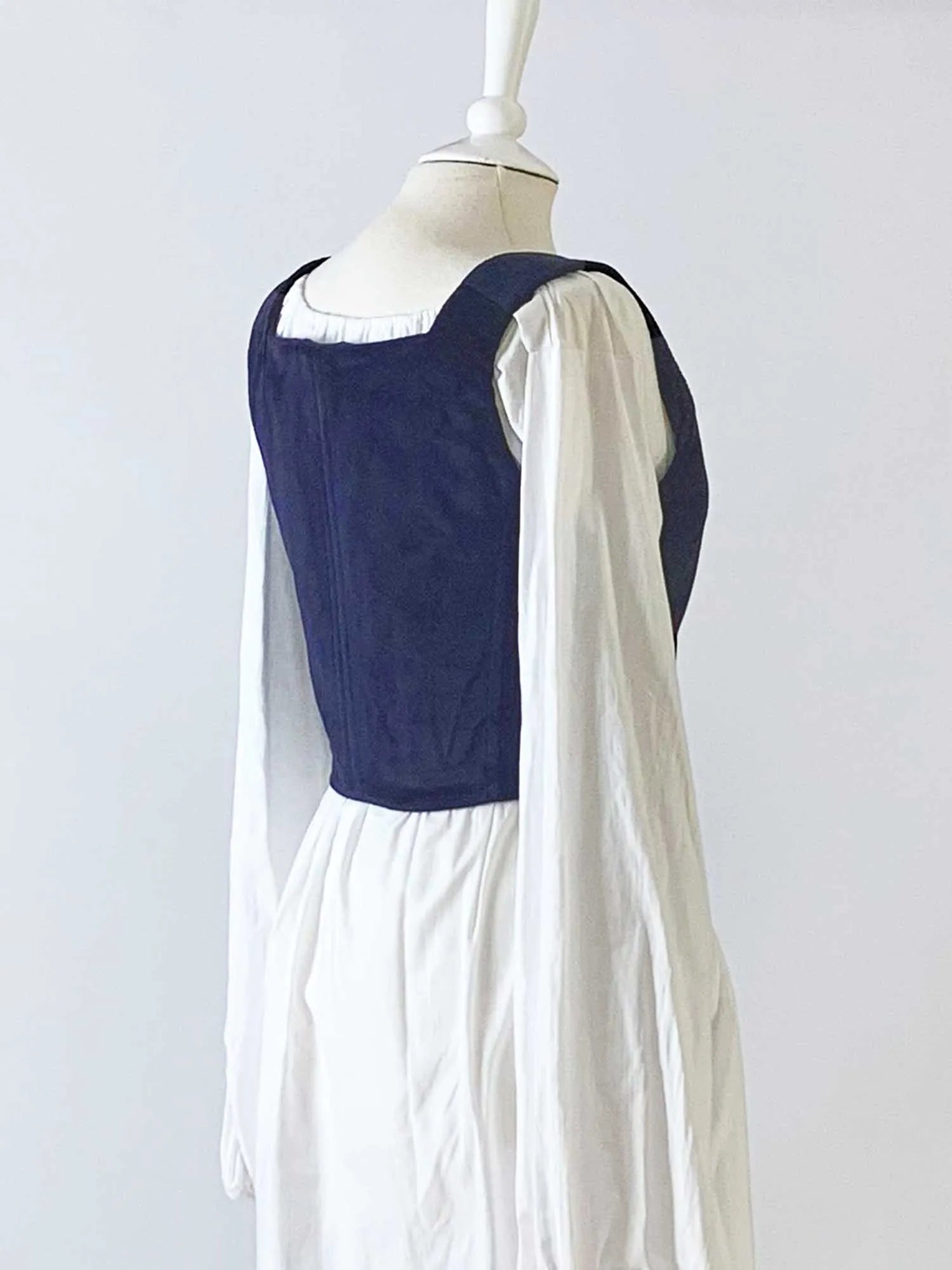 Renaissance Bodice in Navy Blue Velvet or Linen - Atelier Serraspina