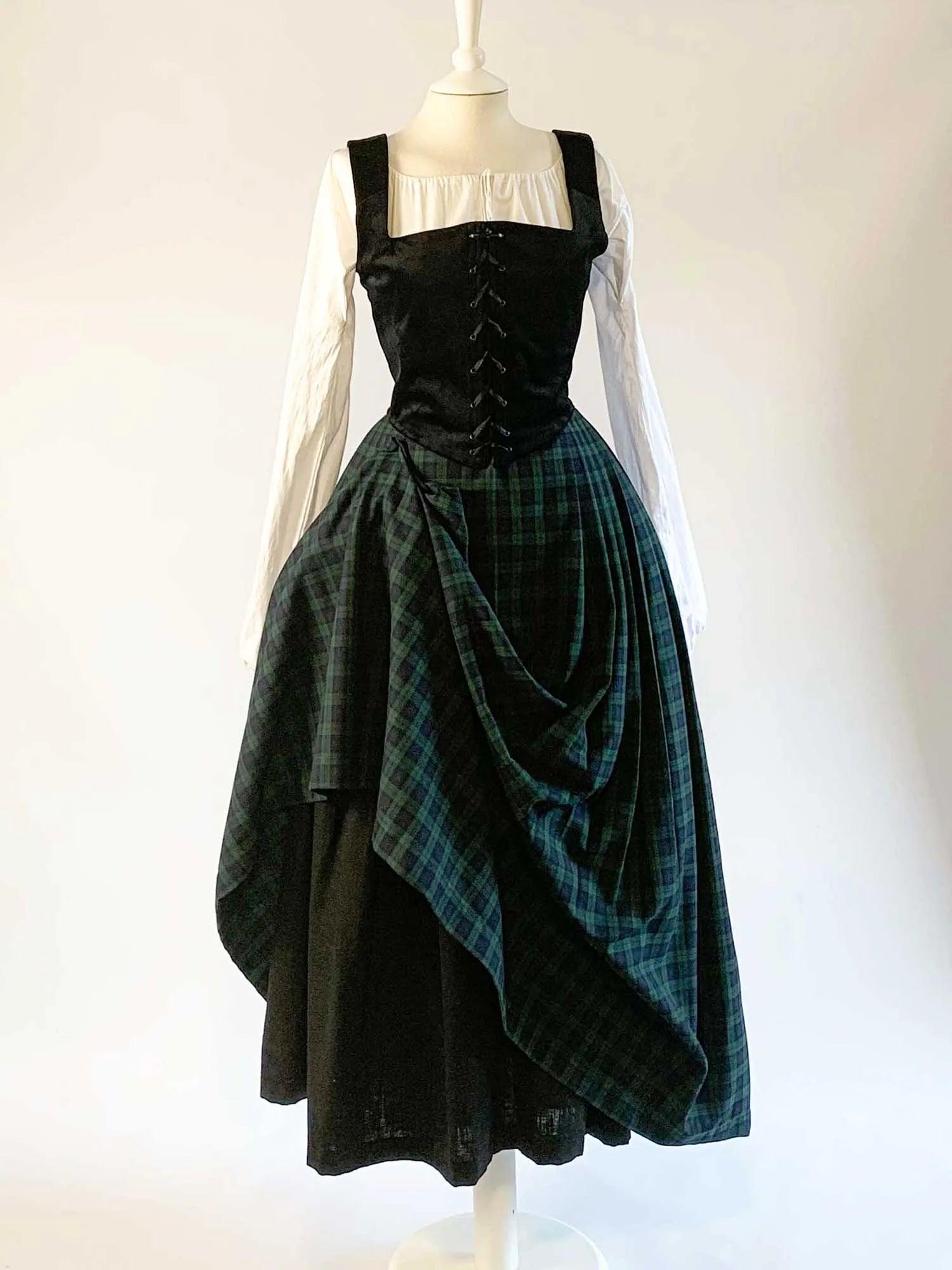ANN, Renaissance Costume in Black Velvet & Black Watch Tartan Skirt - Atelier Serraspina
