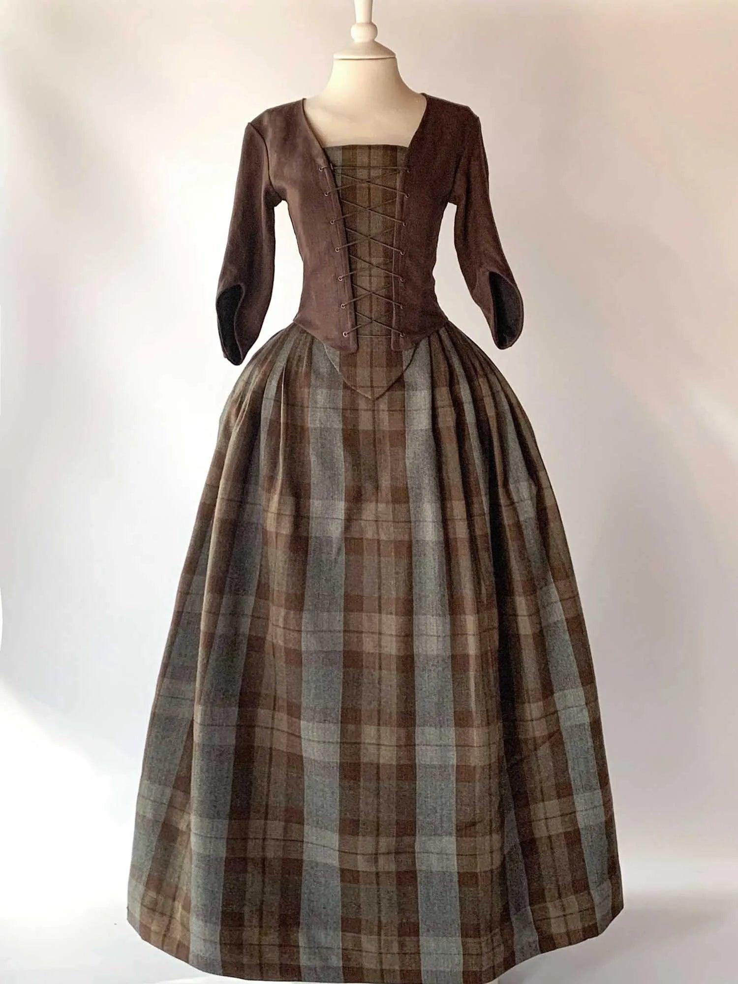Outlander Costume in Chocolate Linen & Outlander Tartan Skirt - Atelier Serraspina