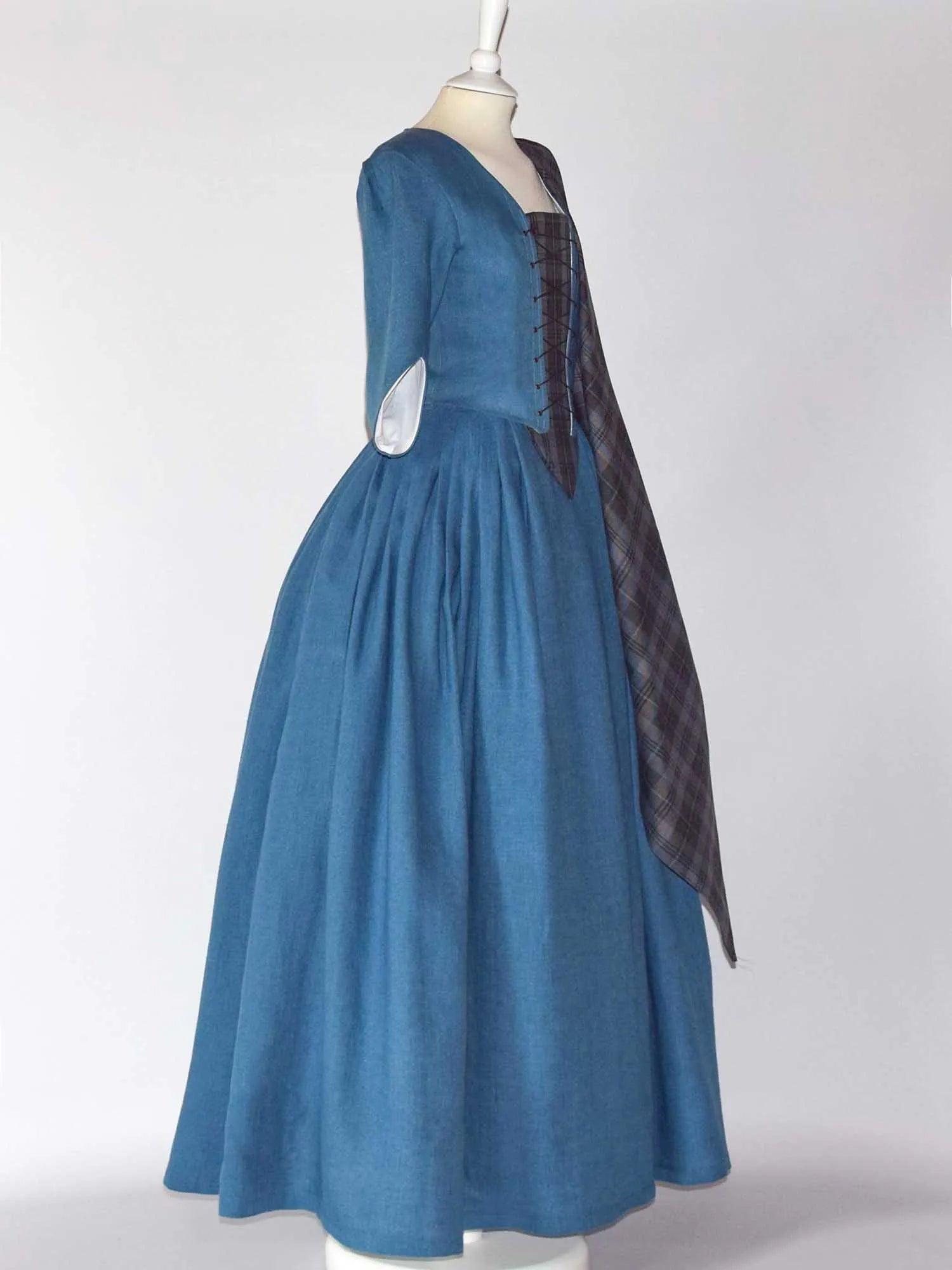 Historical Costume in Steel Blue Linen & Silver Granite Tartan - Atelier Serraspina