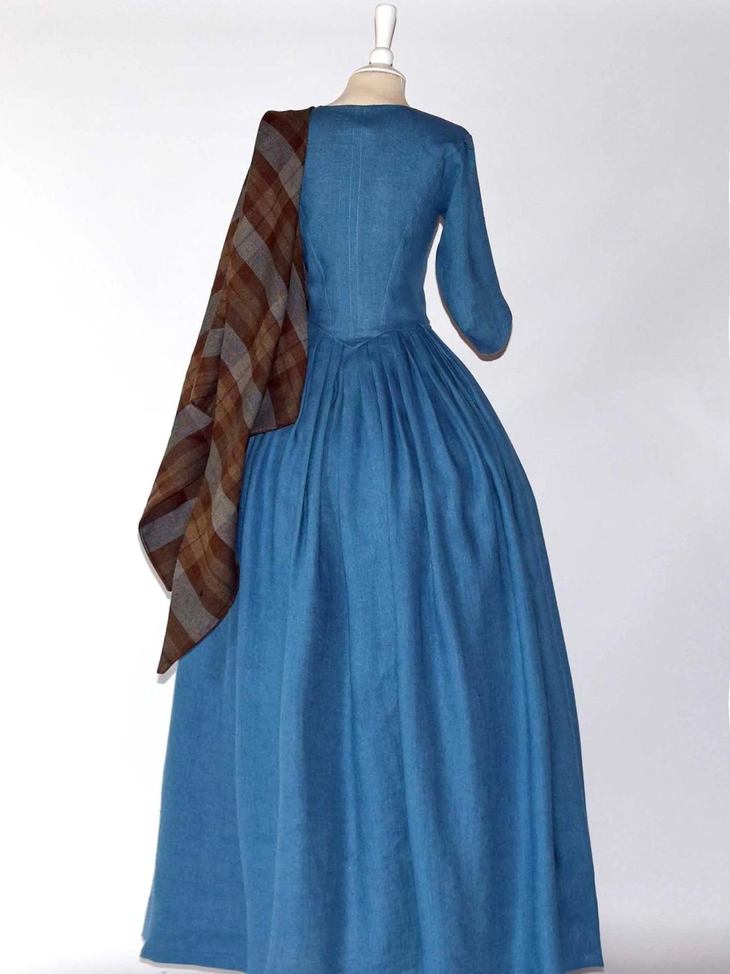 Historical Costume in Steel Blue Linen &amp; Outlander Tartan Shawl - Atelier Serraspina