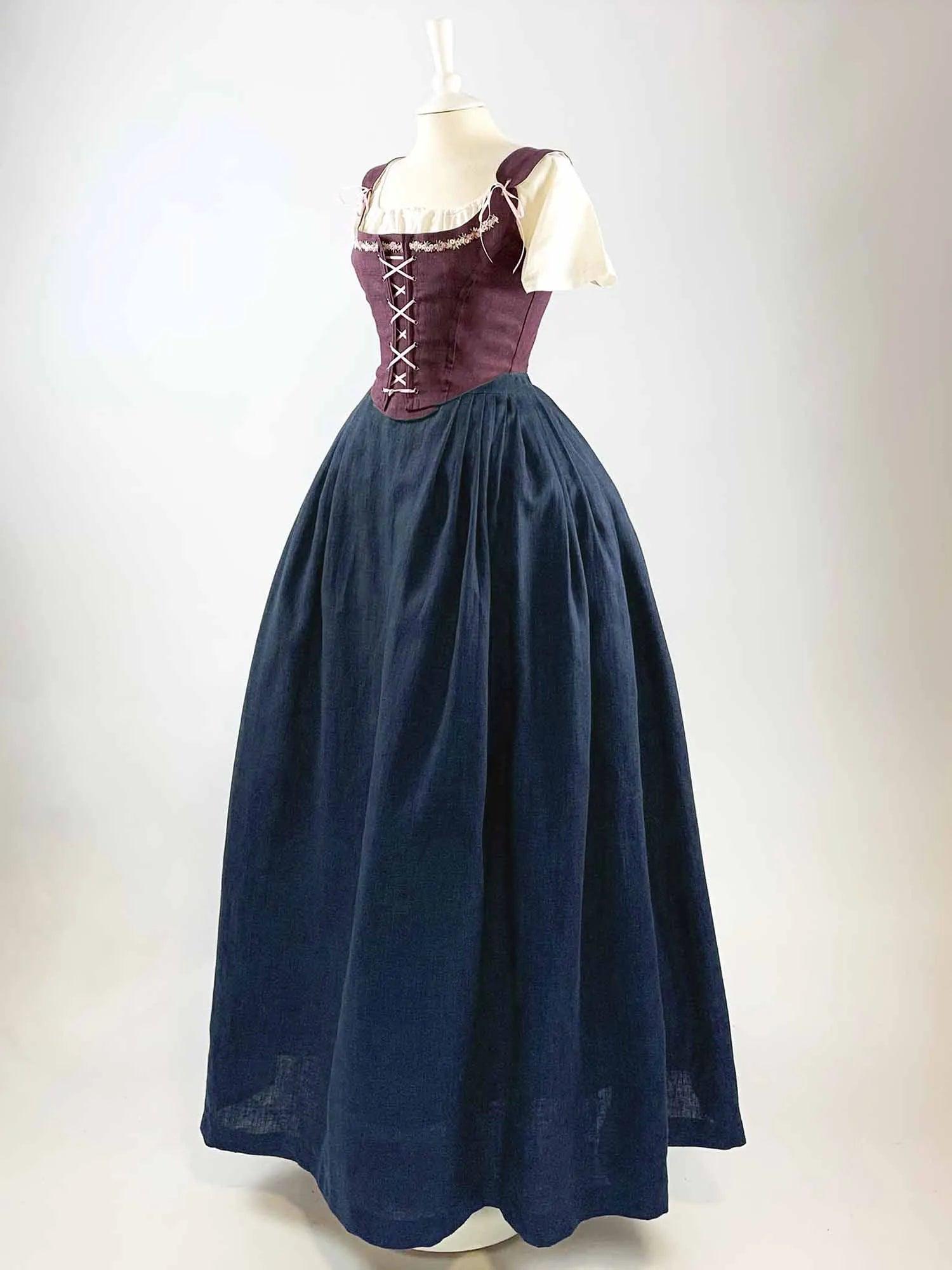 ISOLDE, Renaissance Costume in Purple &amp; Navy Blue Linen - Atelier Serraspina - Costume Renaissance en Lin Violet et Bleu marine