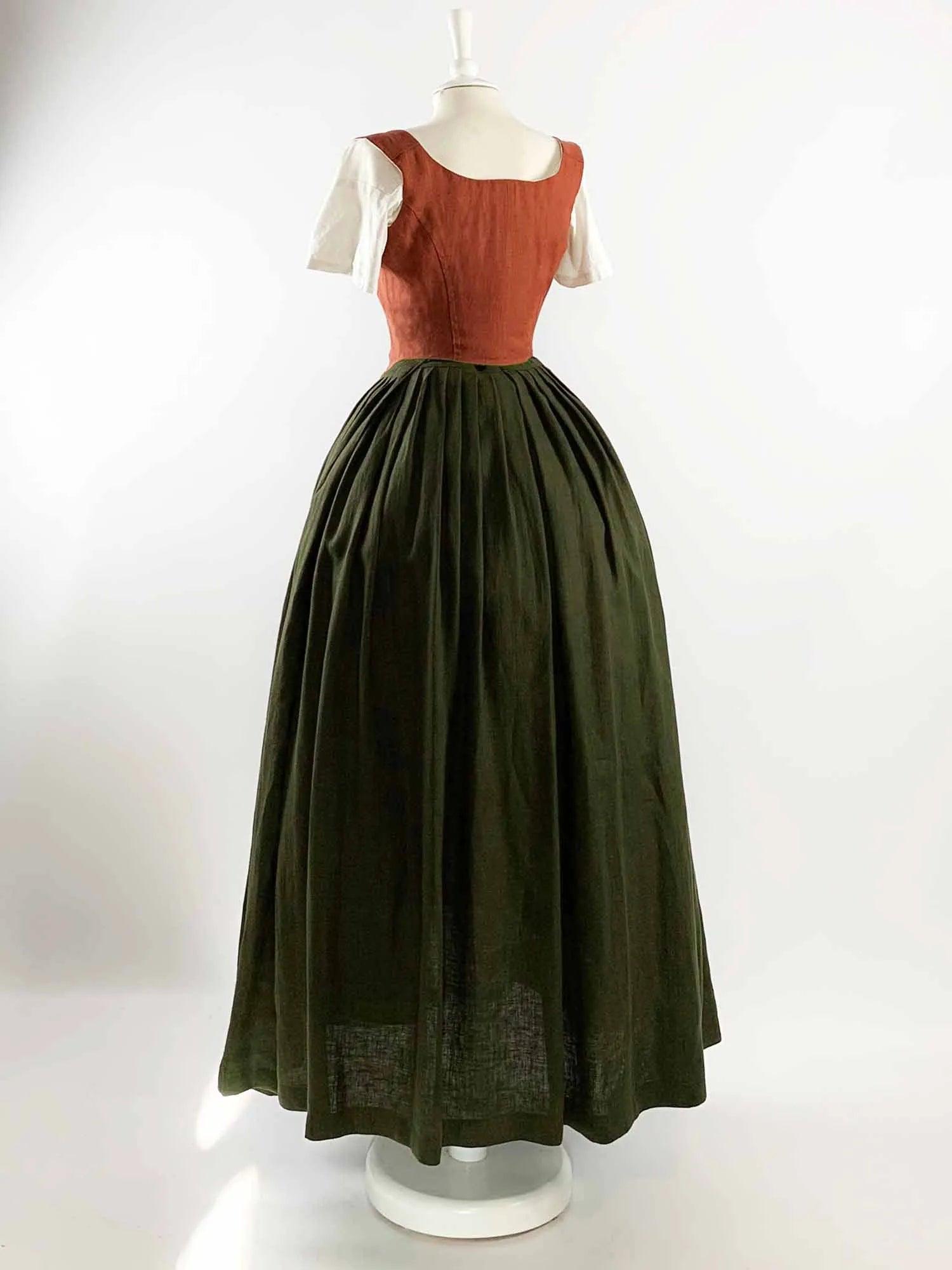 ISOLDE, Renaissance Costume in Rust Orange & Moss Green Linen - Atelier Serraspina