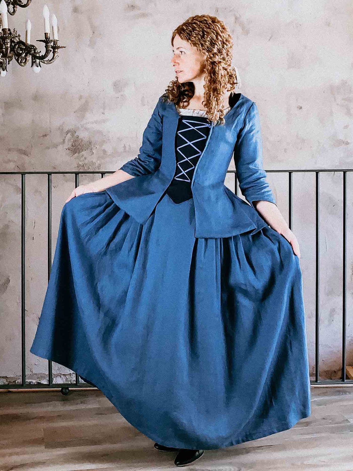 Janet, Colonial Costume in Steel Blue Linen - Atelier Serraspina