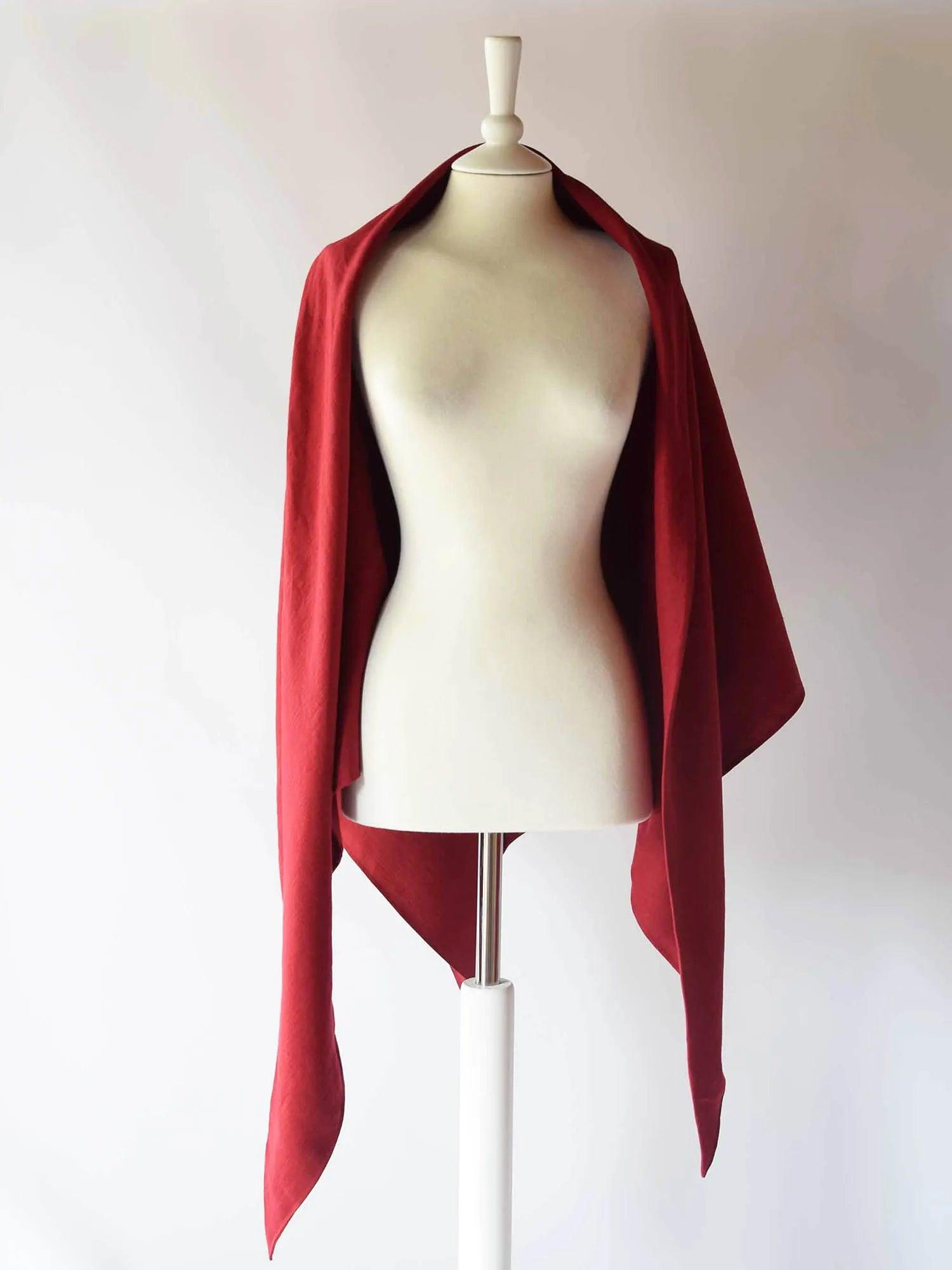 Large Linen Shawl in Cherry Red Linen - Atelier Serraspina