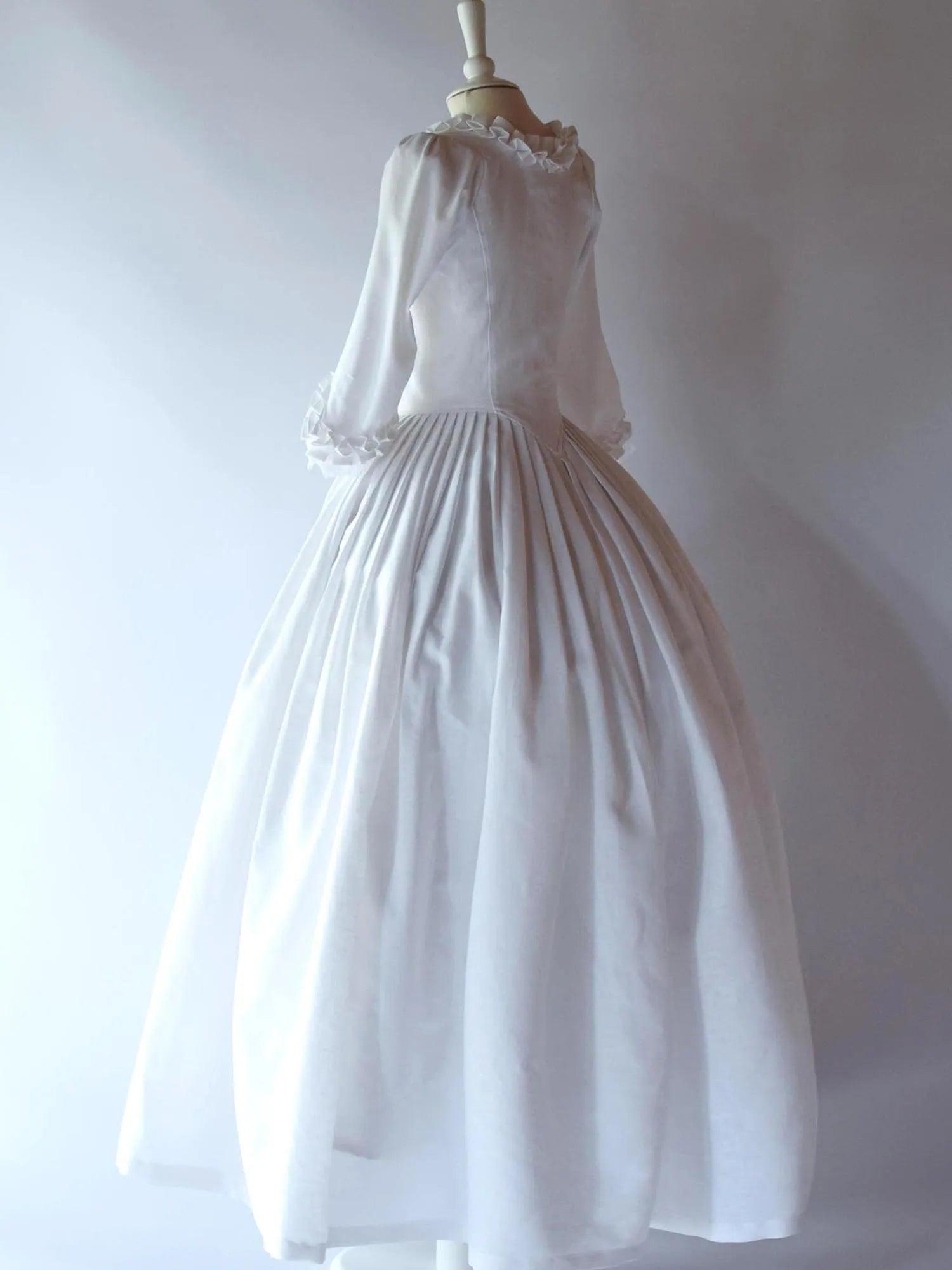 LOUISE, 18th-Century Dress in White Linen - Atelier Serraspina