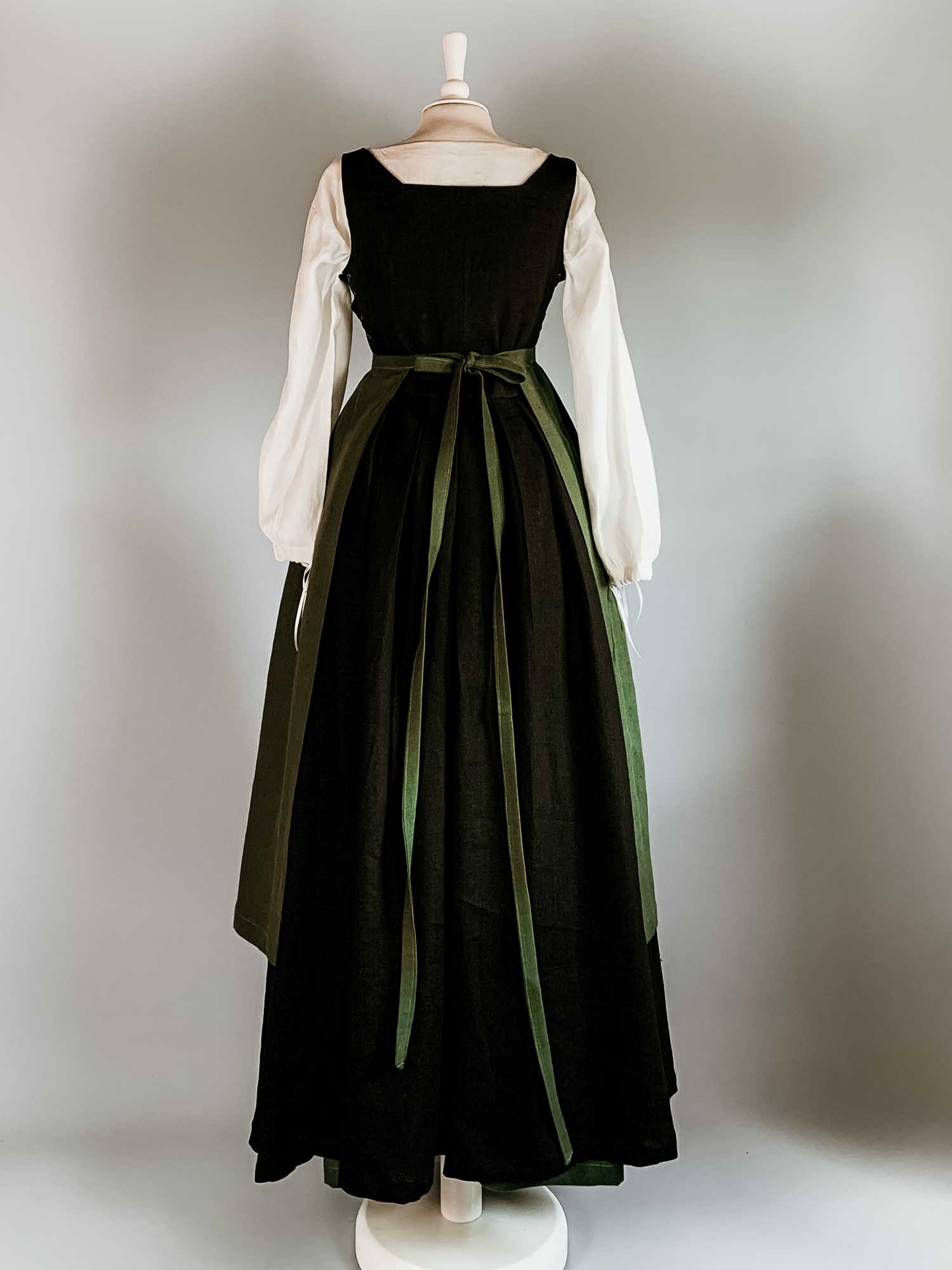 Complete Renaissance Costume in Black &amp; Moss Green Linen - Renaissance Costumes - Atelier Serraspina