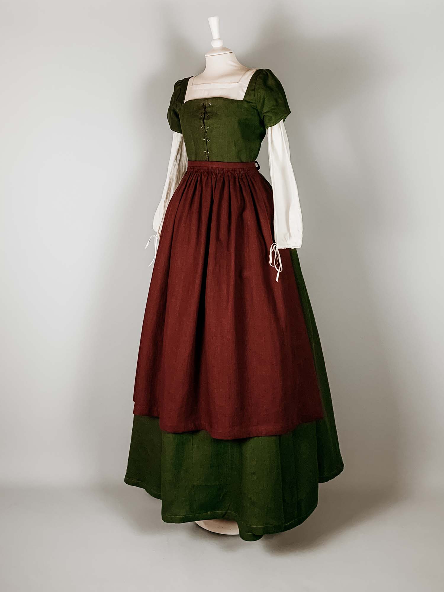 Renaissance Costume DIANA in Moss Green & Burgundy Linen - Atelier Serraspina