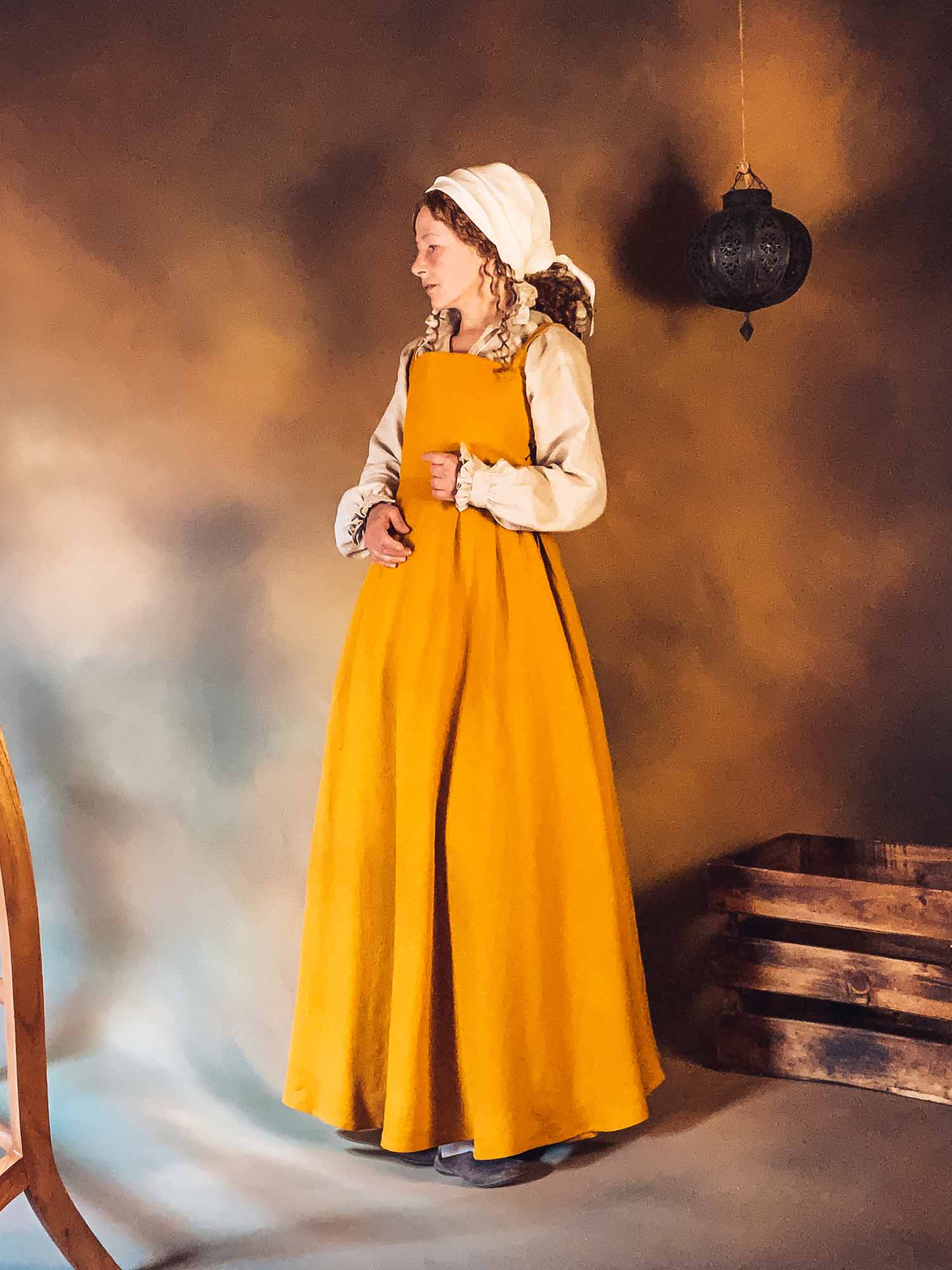 Renaissance Dress, Side-Lacing Sleeveless Kirtle in Mango Linen