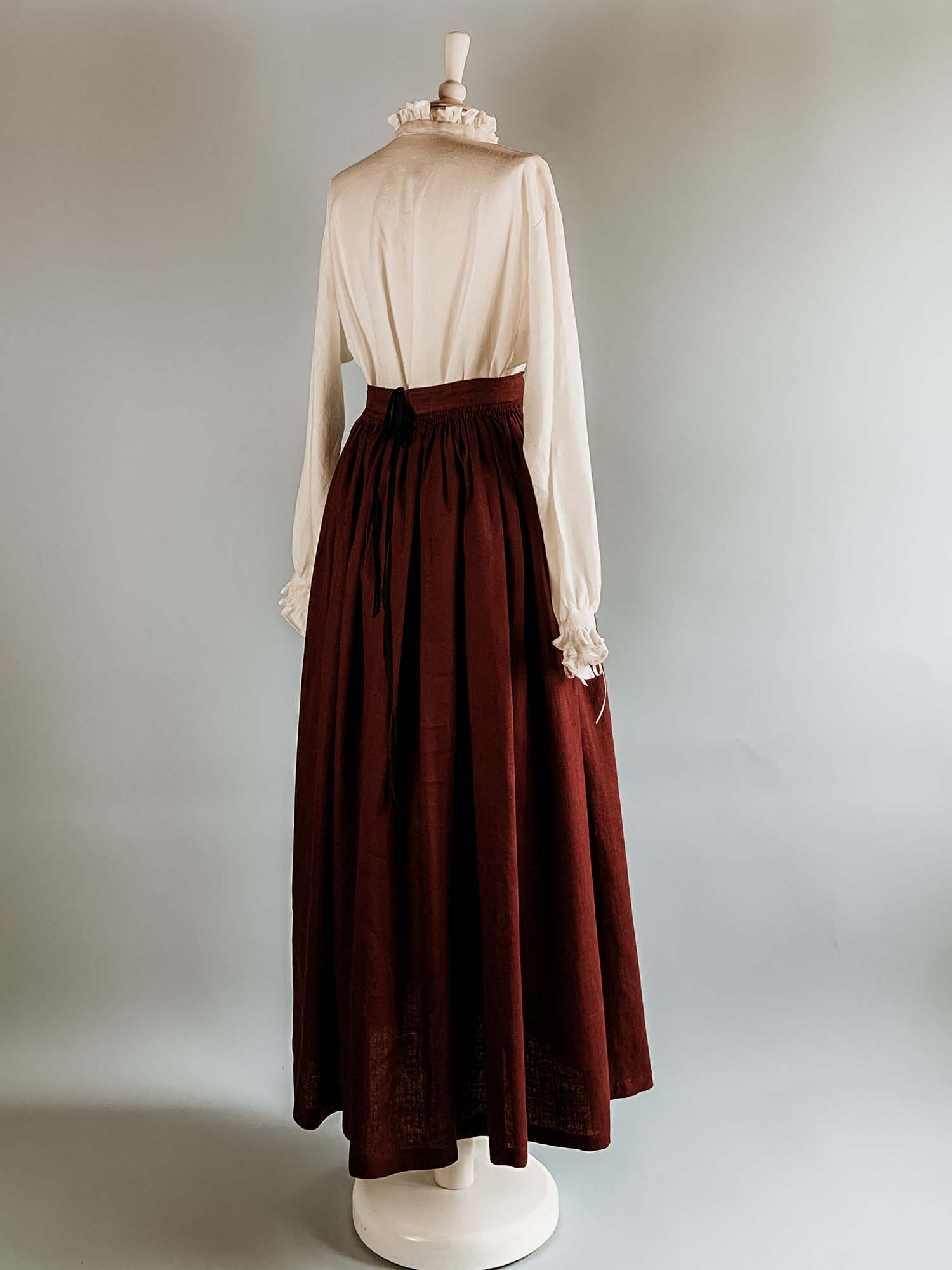 Renaissance Skirt in Burgundy Linen