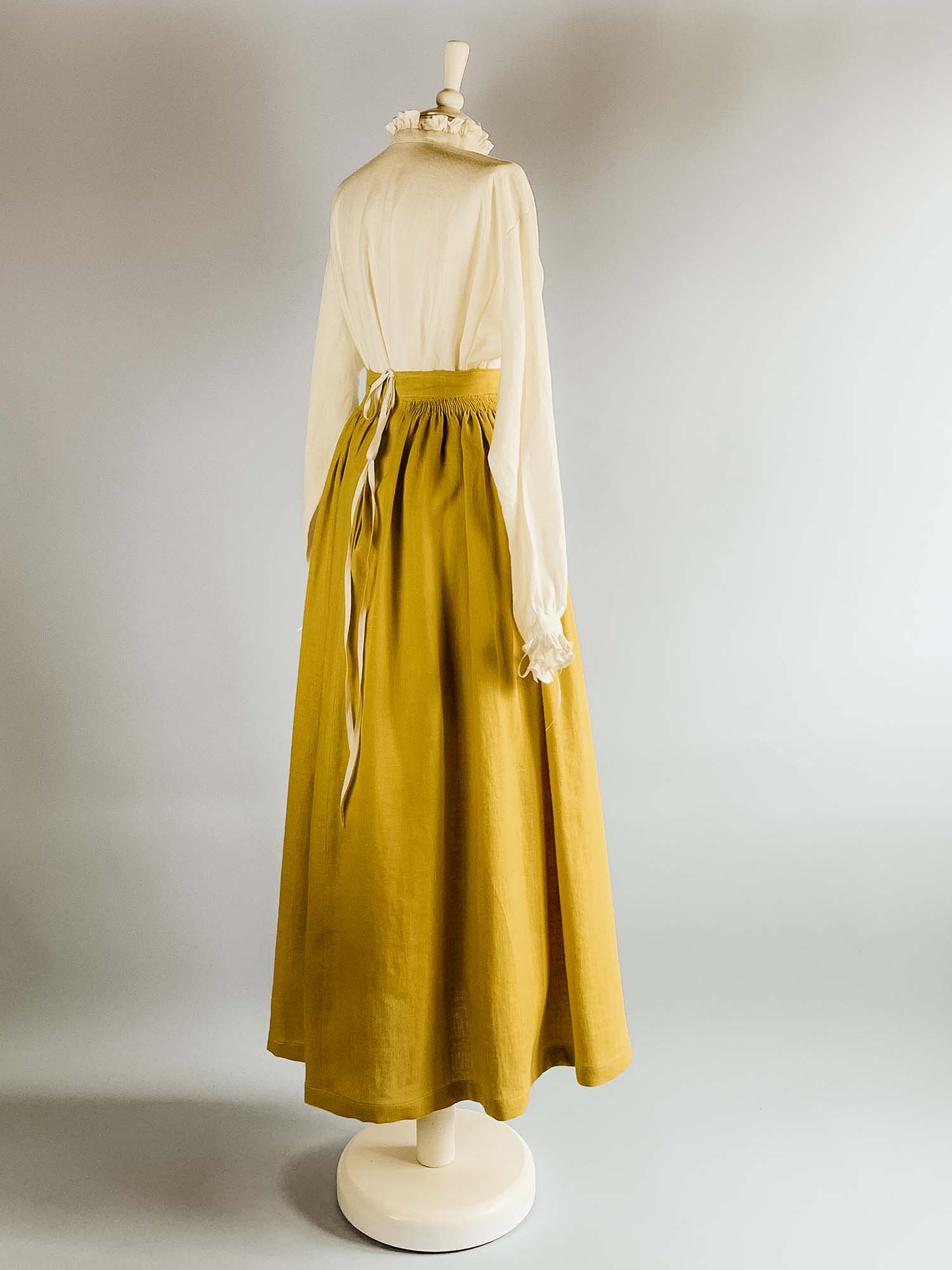 Renaissance Skirt in Mango Linen - Renaissance Costumes - Atelier Serraspina