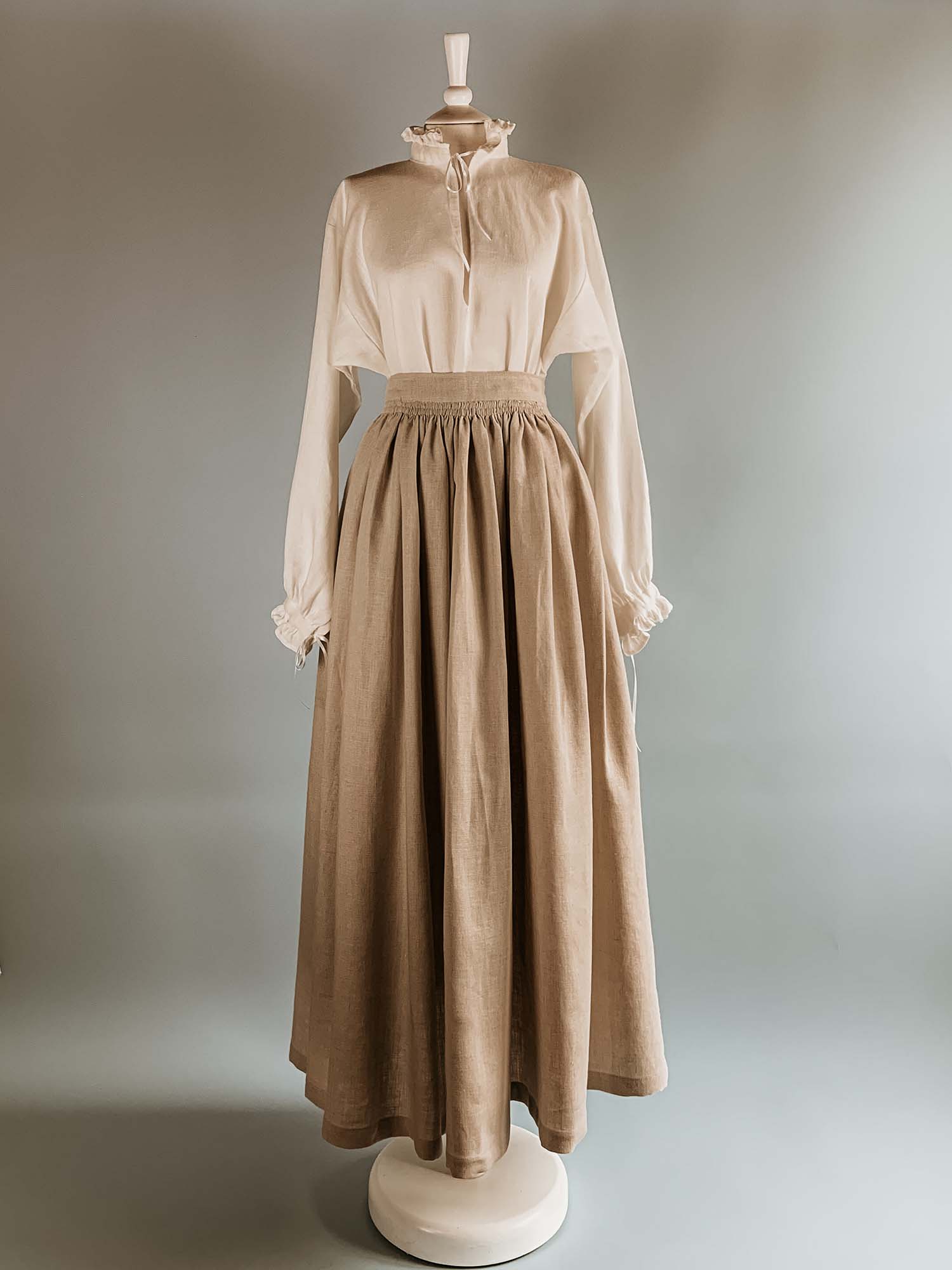 Renaissance Skirt in Undyed Linen - Renaissance Costumes - Atelier Serraspina