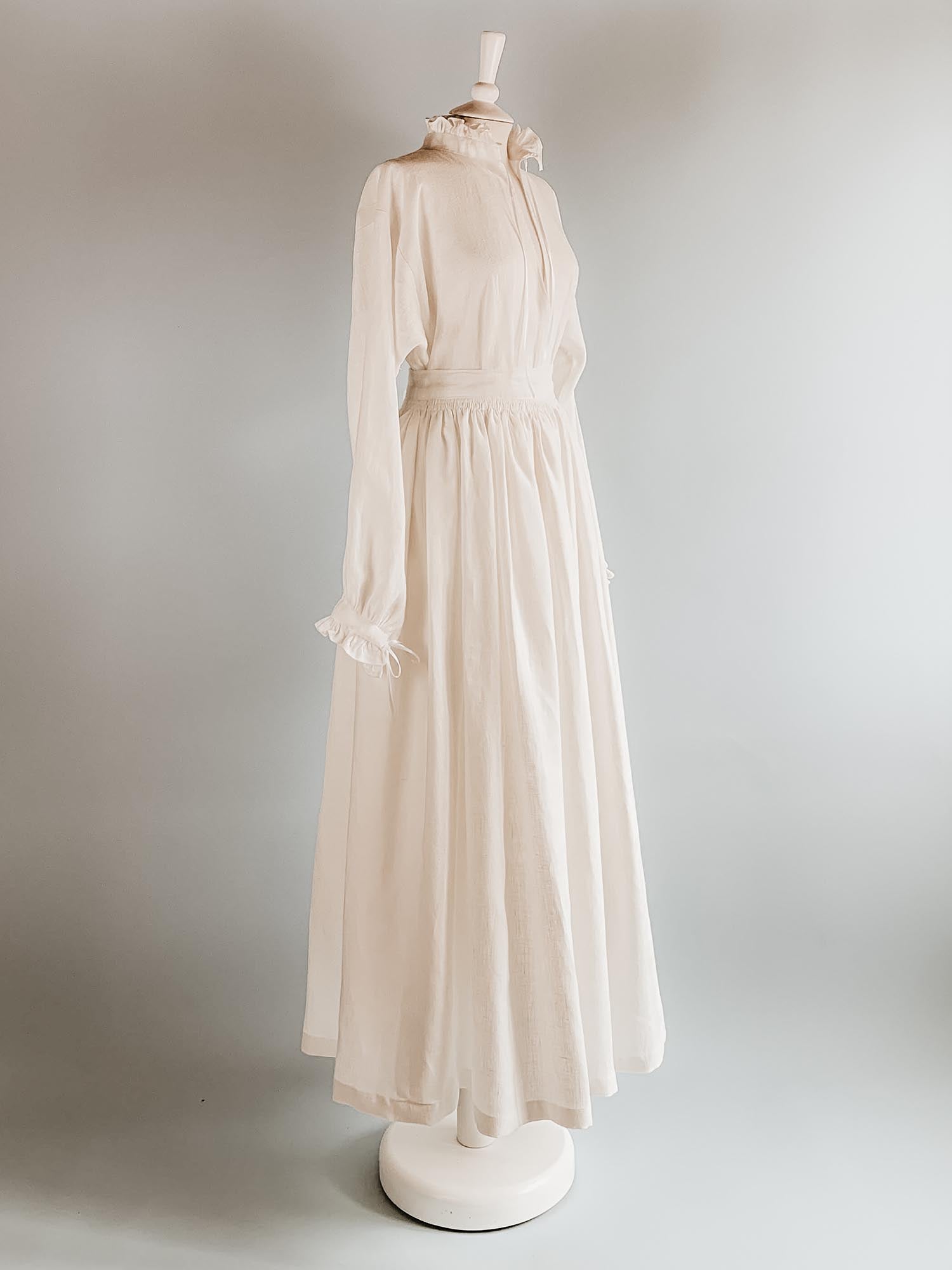 Renaissance Skirt in White Linen - Renaissance Costumes - Atelier Serraspina